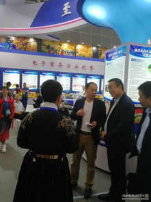 我校2018級(jí)電子商務(wù)專業(yè) 一村多 學(xué)員創(chuàng)業(yè)企業(yè)產(chǎn)品亮相武漢國(guó)際電博會(huì)
